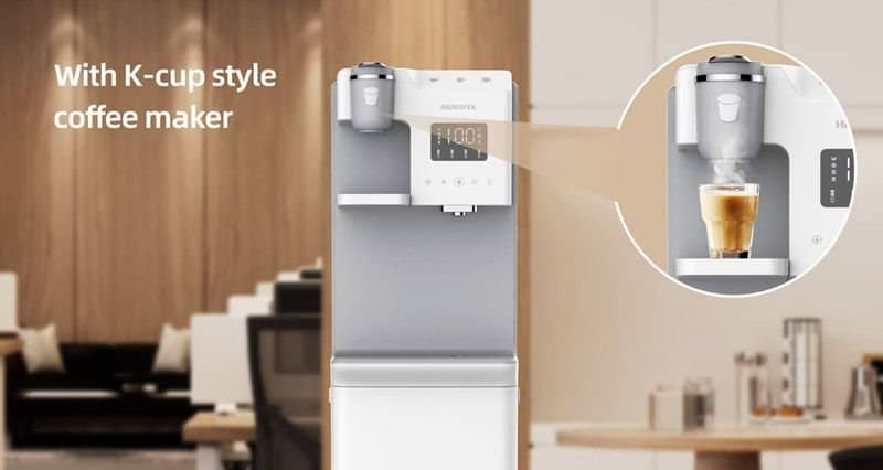 Filterplace.eu modern coffee maker with K-cup style cup holder and digital display; sleek appliance ideal for home or office coffee brewing.